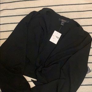 FRONT TIE TOP